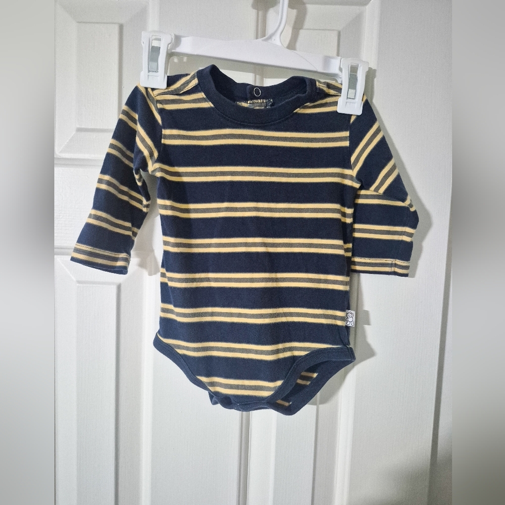 🌼$10 Covington Striped LS Onesie